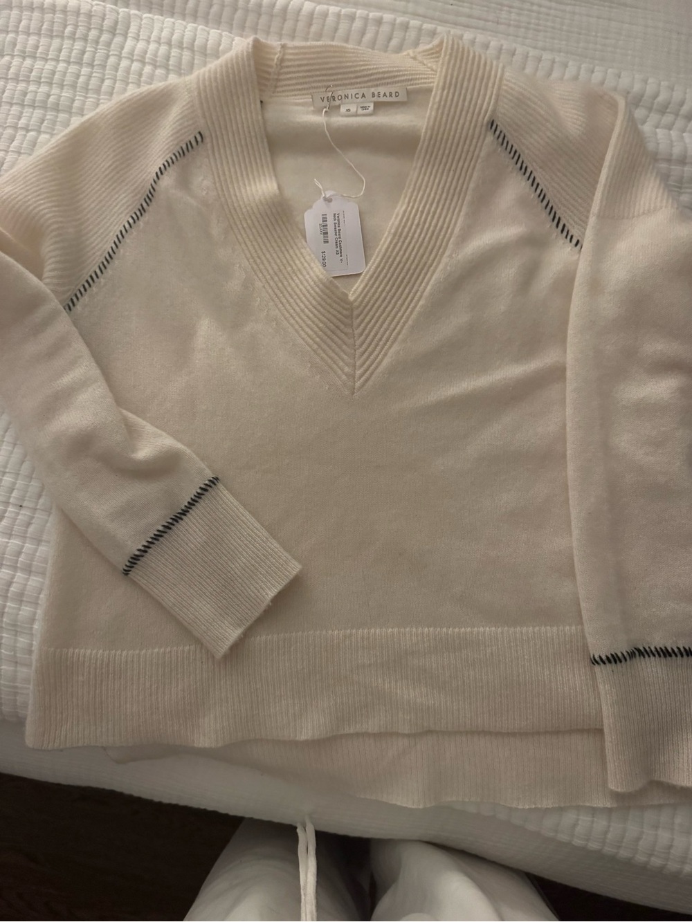 Veronica Beard 100% Cashmere Cream V-Neck Sweater with Black Contrast Stitching